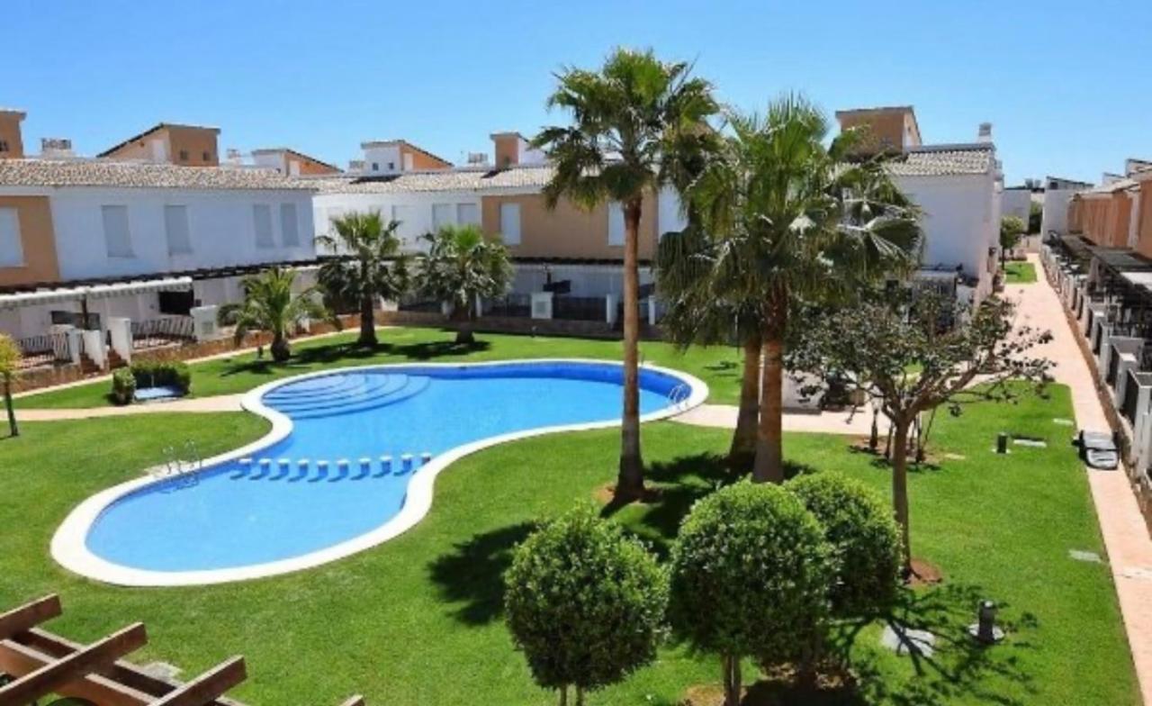 Casa Adosada Con Piscina Y Dos Terrazas Alcossebre Eksteriør bilde