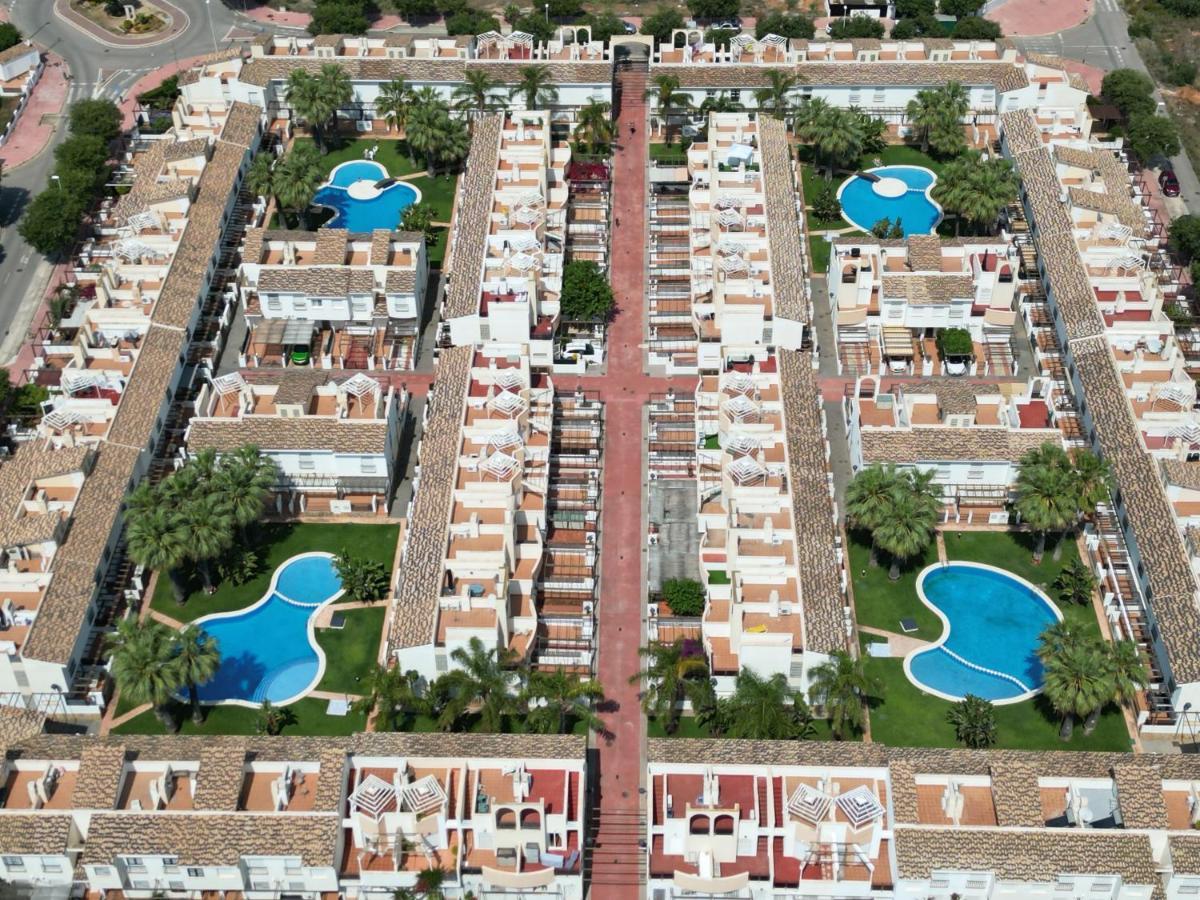 Casa Adosada Con Piscina Y Dos Terrazas Alcossebre Eksteriør bilde