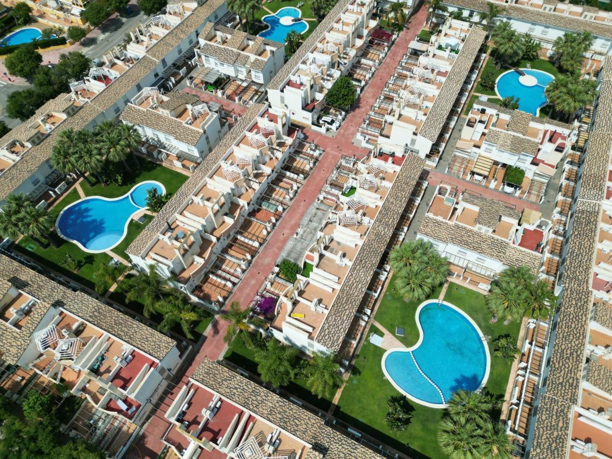Casa Adosada Con Piscina Y Dos Terrazas Alcossebre Eksteriør bilde